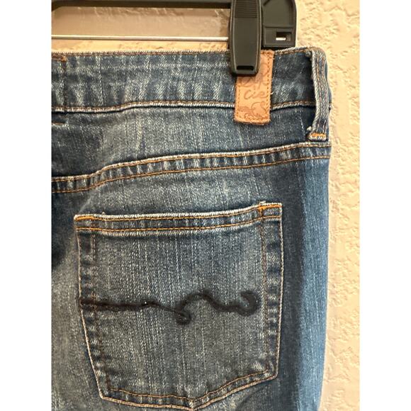 ⭐️ American Rag Bootcut Jeans. Size 5 Short - Picture 3 of 3